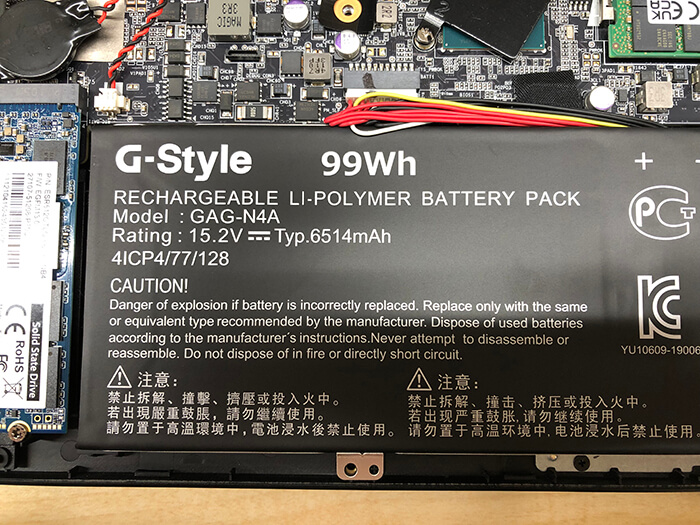 GIGABYTE AERO 15 OLED 分解